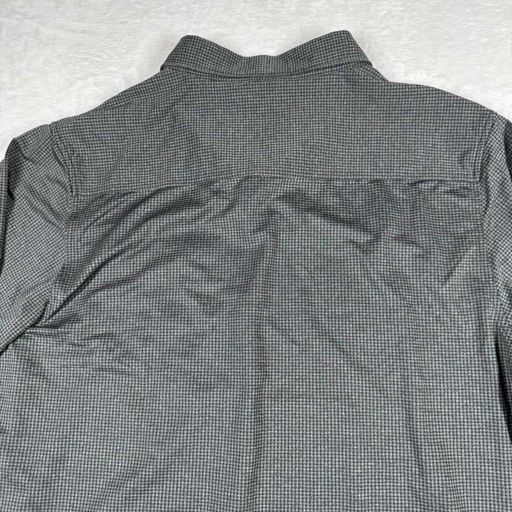 Travis Mathew Button Up Shirt Men Medium Long‎ Sleeve Polyester Blend Golf TPC - Picture 10 of 12